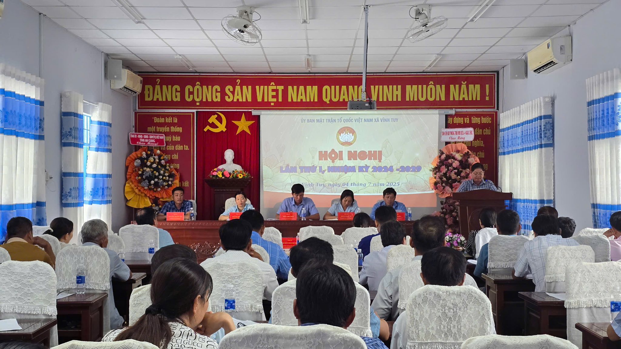 Ủy ban Mặt trận Tổ quốc Việt Nam xã Vĩnh Tuy tổ chức hội nghị lần thứ nhất nhiệm kỳ 2024-2025